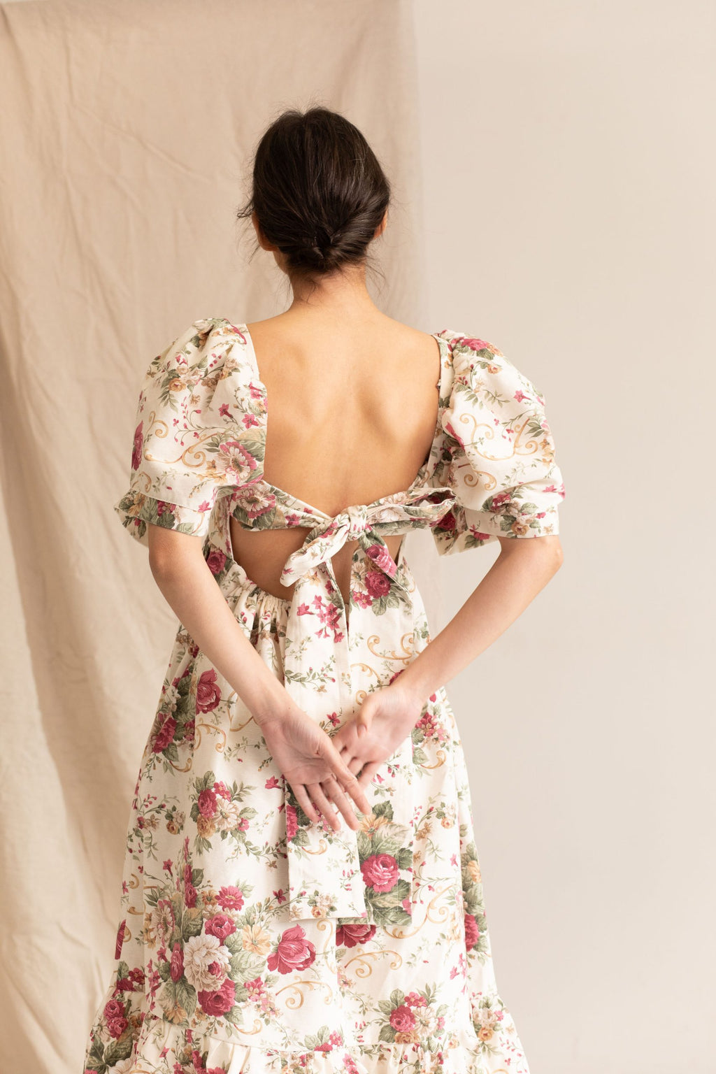 Haljina Sara Kej, Rosalina